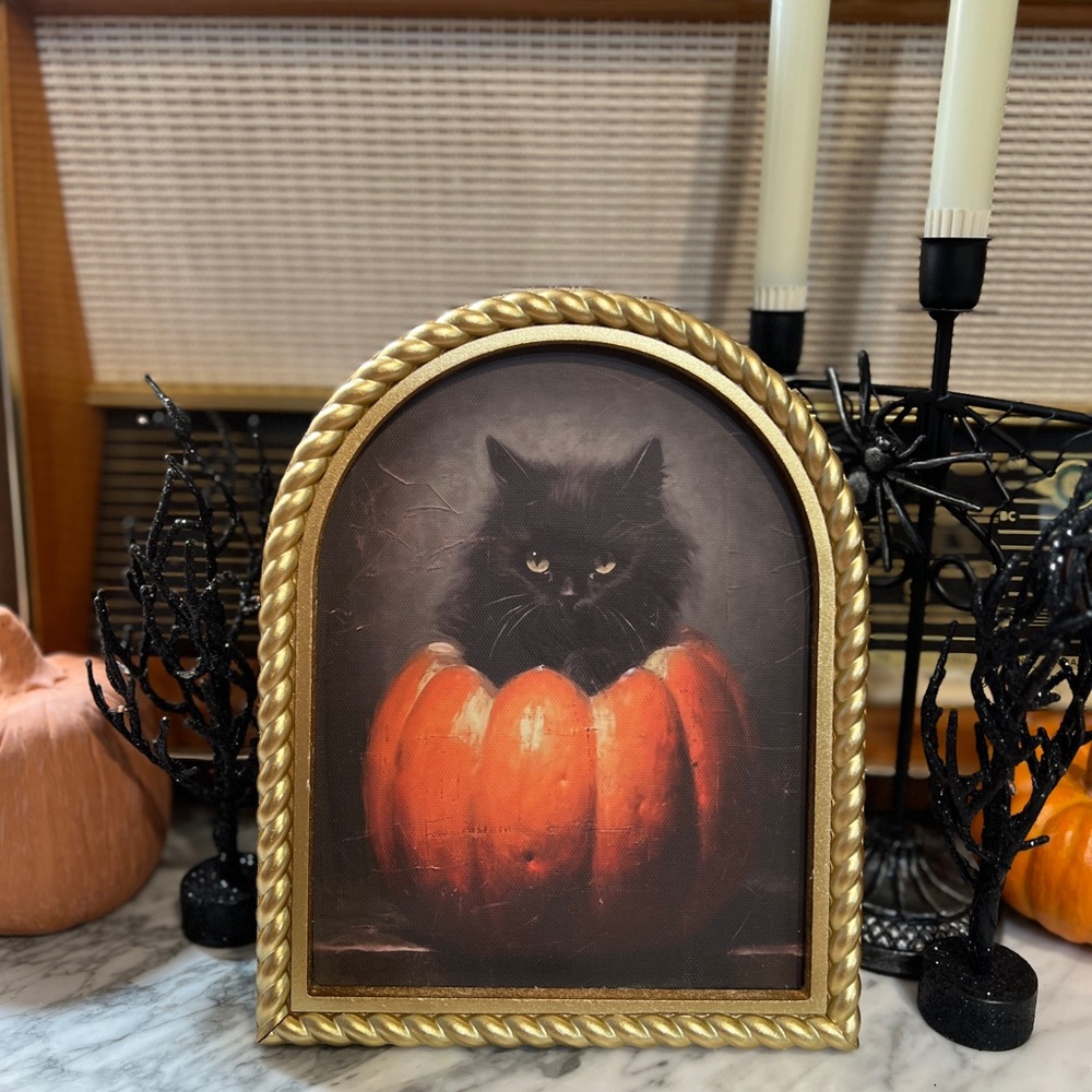 ✨NEW🐈⬛ Black Cat in Pumpkin Halloween Framed Wall Art🎃 - Picture 4 of 5